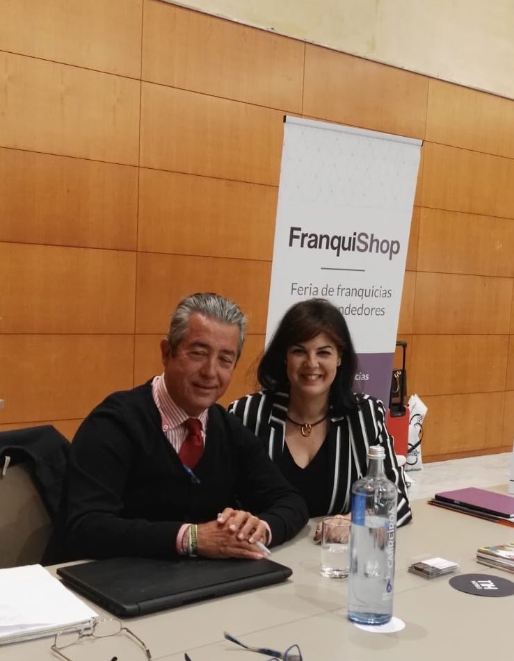 tanabenasuly's tweet photo. Gran día de franquicias en Franquishop Málaga! https://t.co/KpwHplwTEm