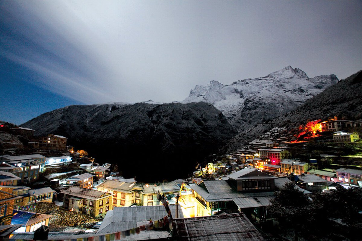 LuxuryTrek's tweet photo. Are you planning for the #Everest_Trekking in #Nepal?
Here we provide the information about the climatic conditions of various places that experience at #Everest_View_Trek!
Check: https://t.co/iQP8jsae7y
#VisitNepal2020 #VisitNepal #LuxuryHolidayTrek #TrekkingInNepal https://t.co/Z3Or3PPZrE