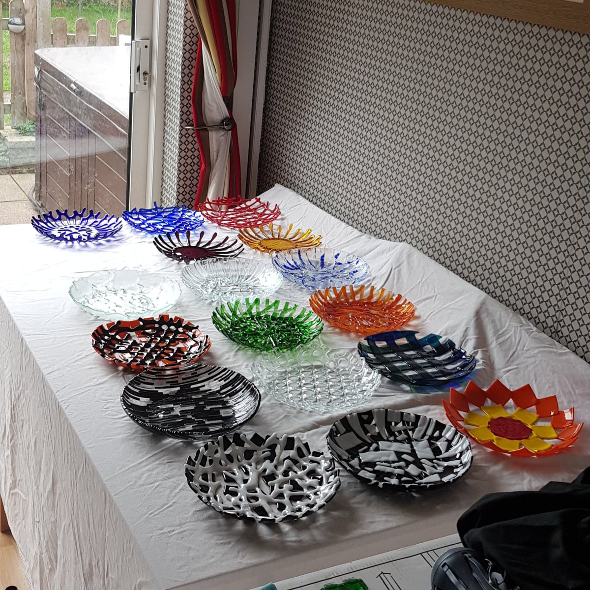 Heartlandsglass's tweet photo. When you are trying to decide what stock to take to #TheHerbert gallery for a show this Saturday.... yeah that! #fudedglassbowls #fusedglassartist #artist #contemporaryartist #modernart #heartlandsglass #artistsontwitter https://t.co/sVBw0gkuuq