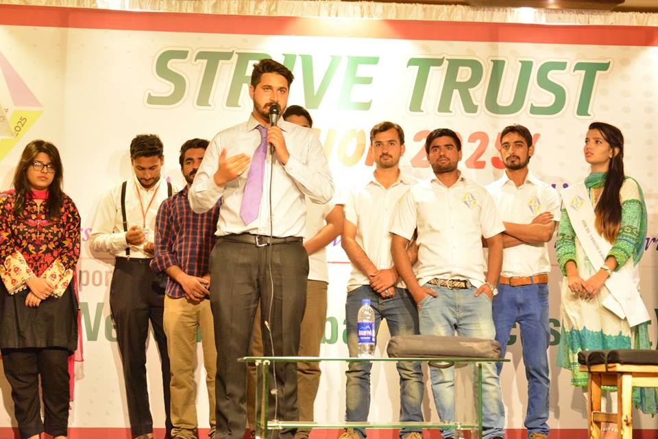 TrustStrive's tweet photo. Event by strive trust!

#SYMPOSIUM_ON_ERADICATION_OF_DISABILITY_by_2025
#3S #strivians 
#a_world_free_of_disability https://t.co/gZUDiO0MEX