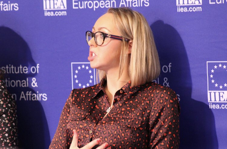 MMU_FutureEcon's tweet photo. At @MMU_FutureEcon our researchers disseminate their research beyond #Manchester &amp; the #UK 

This week @DrKathrynSimps was invited to @iiea #Dublin to participate in their #CountdownToBrexit series under the theme of #UK in 2025 

Listen to the event 👉🏻https://t.co/QhRsT02f9q https://t.co/3GrpPEoch0