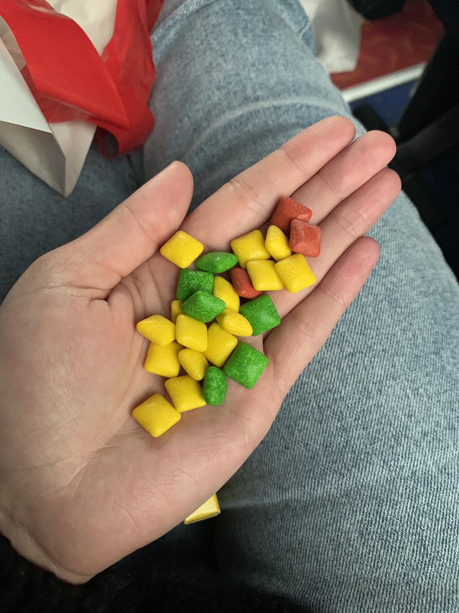 EmilyPearce204's tweet photo. @Starburst seriously starburst chewing gum? Three reds? https://t.co/sNADFGJnmg