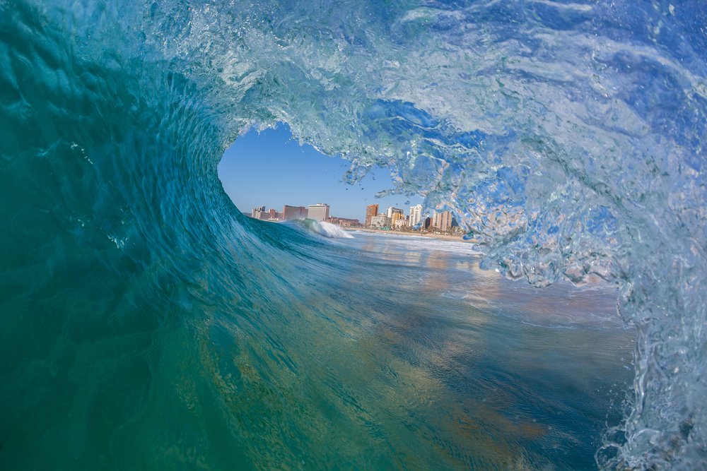 Tourism_gov_za's tweet photo. #FridayMotivation RT @TourvestDM: There's a special place in #SouthAfrica where it's #summer nearly all-year-round... A place that's well known for its laid-back lifestyle, friendly locals, delicious spicy #cuisine, and absolutely amazing #beaches... Welcome to #Durban!  @ILuvDBN https://t.co/pQ0eQIMot5