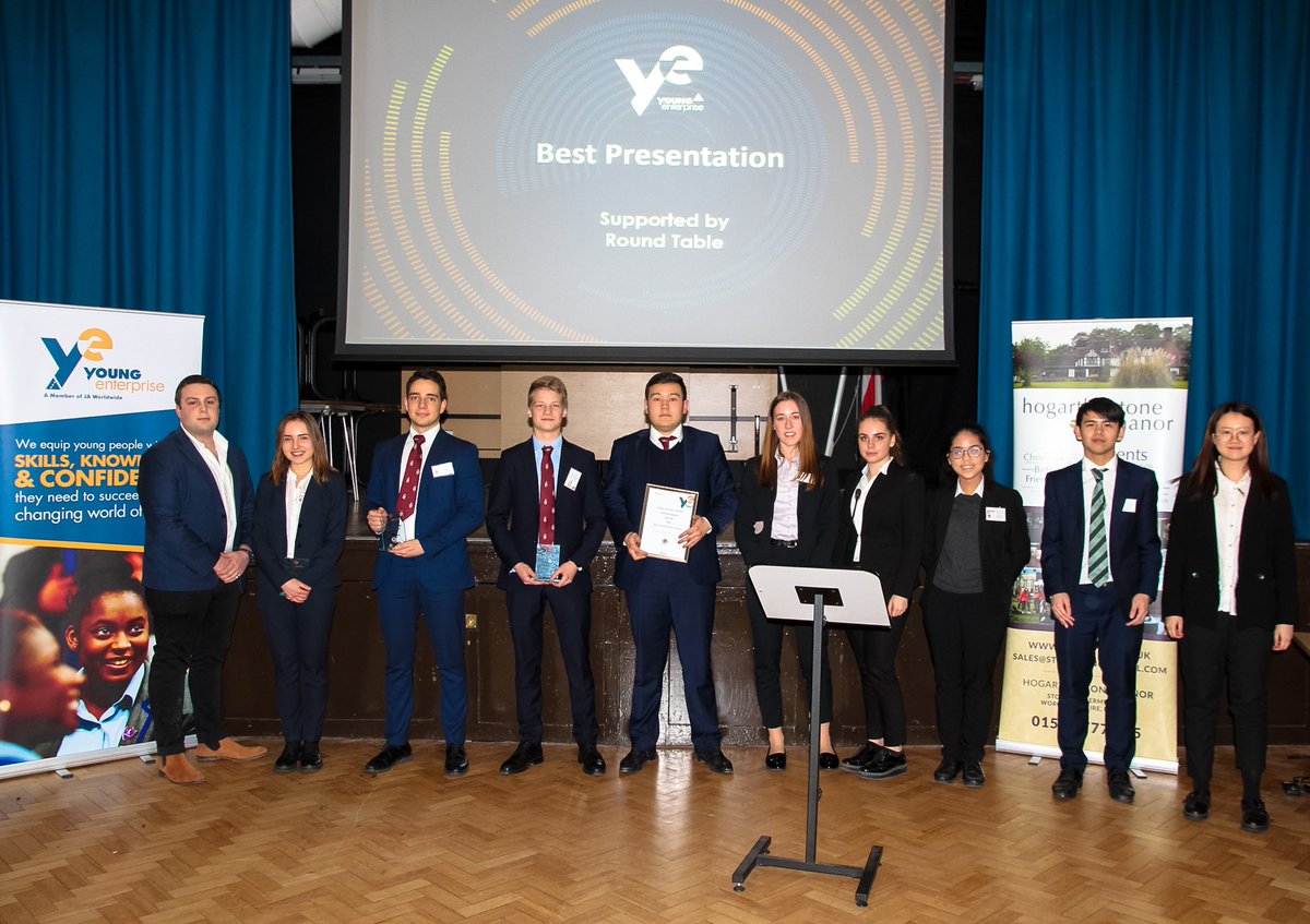 The #bestpresentation of the night went to @ye_nations of @BromsSchool for their slick presenting skills! Sponsored by @BromsgroveTable #yefinals #yeworcestershire