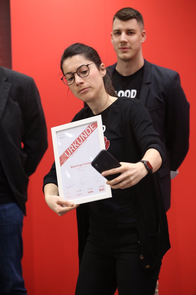 Die Sieger des #digitalpublishingaward aus @BMWi_Bund <a href="/booksprint/">Book Sprints</a> <a href="/bookwire/">Bookwire</a> <a href="/BSugar_Lounge/">Blood Sugar Lounge</a> <a href="/sposth/">Sebastian Posth</a> @mPhilipzenM #LBM19 <a href="/VedatDemirdoven/">Vedat Demirdöven</a>
