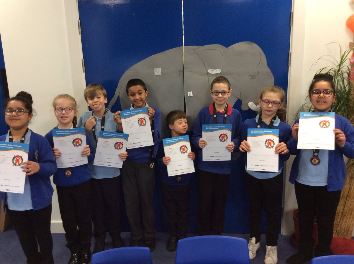 The amazing swimmers who took part in the swimming gala received their certificates in assembly!@FoxHillSport
