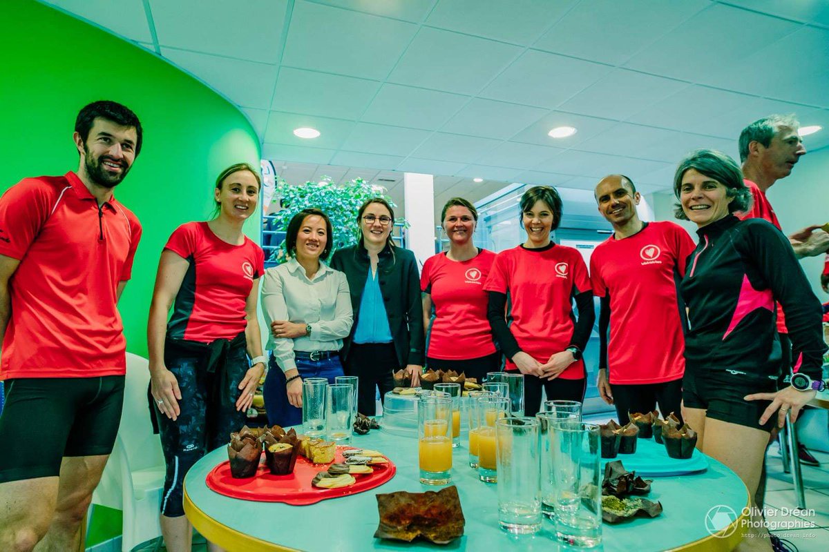 Alice_le_roux's tweet photo. Super moment de partage et de cohésion entre collaborateurs Arkea.
Merci à la Team Coach et à la Team Pâtissières pour le ravito ! 😊
@CelineScordia
@HASCOETSEBASTI1
@SabrinaCadalen 
@sabrinabrillard 
@WeAreArkea https://t.co/jv4YnO72yk