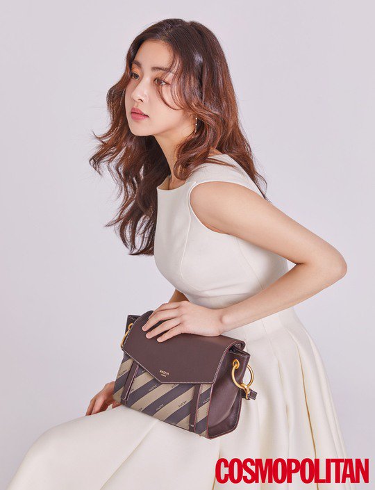 NetizenDrama's tweet photo. #KangSoRa For Cosmopolitan 💕 https://t.co/9dxbx4zV9L