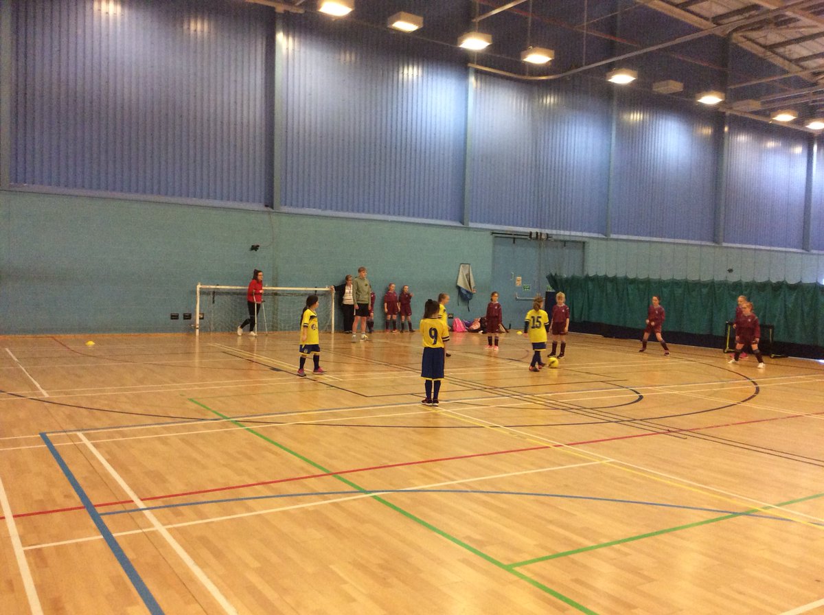 Griff_MrPembrey's tweet photo. Some more pictures from yesterday of the girls football tournament. 💪⚽️ #healthyconfidentindividuals @Griff_HEAD https://t.co/LCbqMH5YcZ
