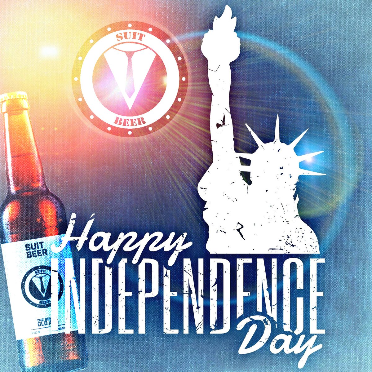 SUIT_Beer's tweet photo. Today, we commemorate the Declaration of Independence that was adopted 243 years ago. Happy 4th to everyone! #AmericaFirst #happy4th #IndependenceDay https://t.co/7T0o5oYRog