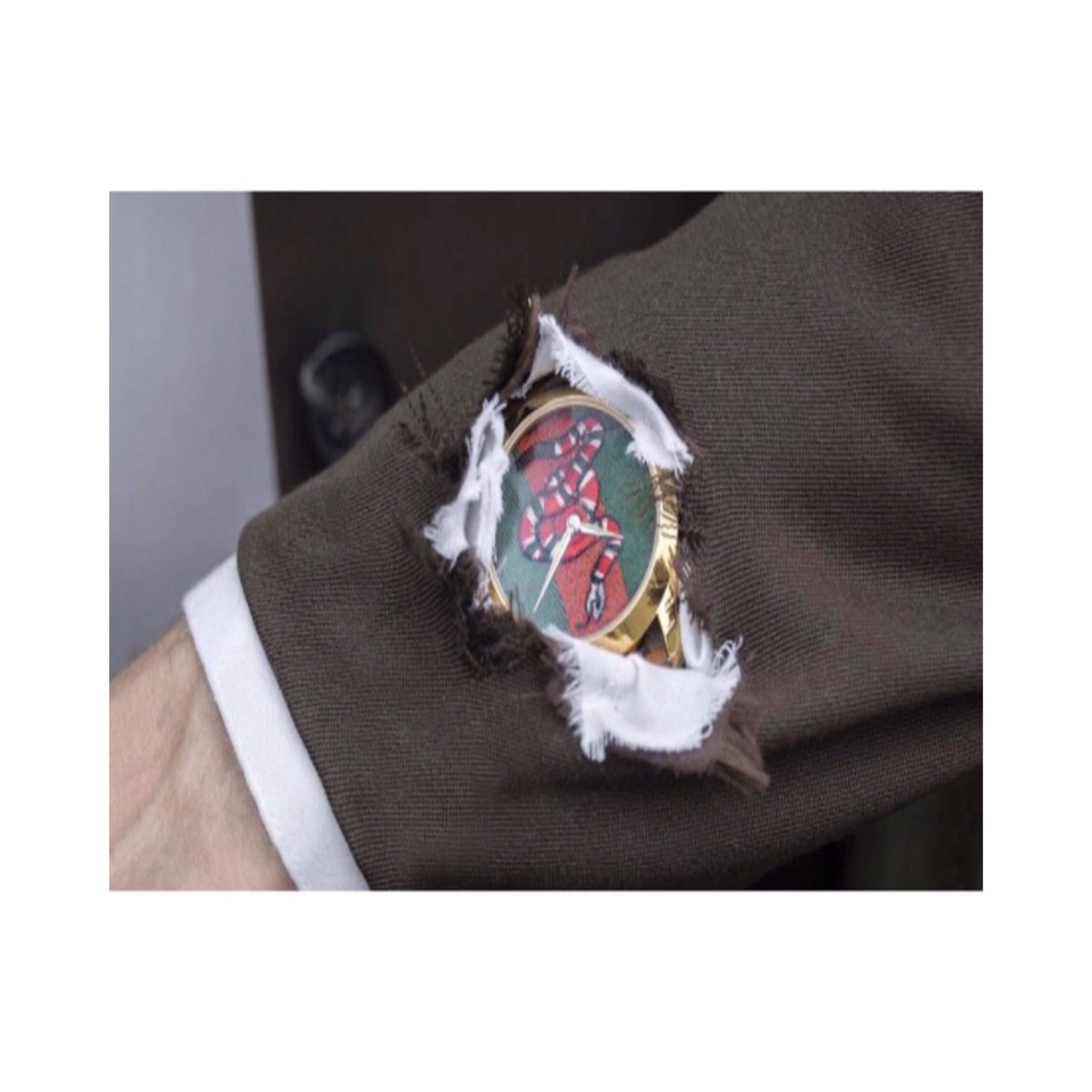 MeetingsTree's tweet image. For consumers luxury brands empower them &amp;amp;  create a sense of true connection. New expressions of #luxury may be a passion for high-tech or classic products, brands with a strong positive #socialimpact, &amp;amp; others, purely #experiential travel &amp;amp; event experiences. #Baselworld #Gucci