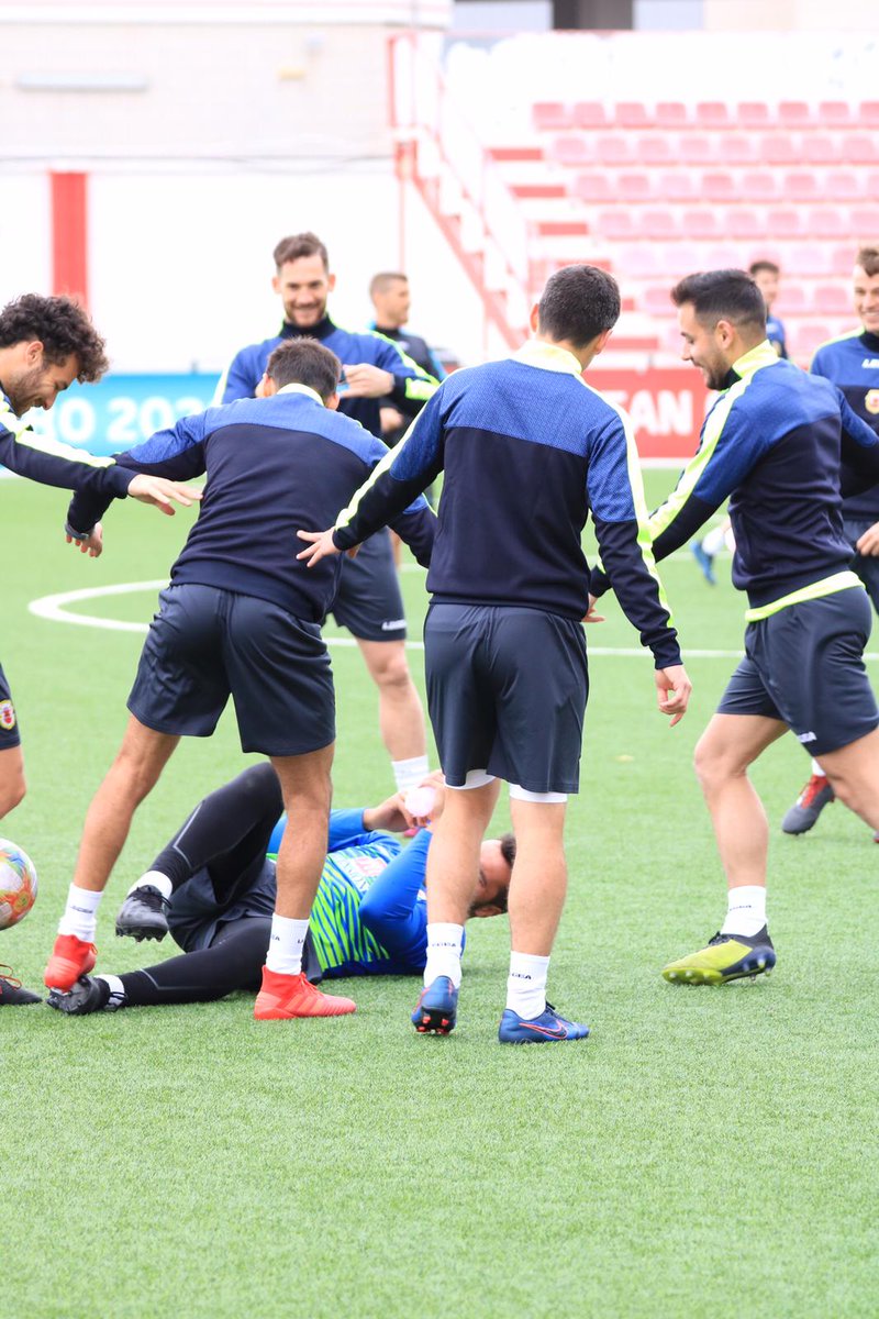FootballGib's tweet photo. A selection of pictures from this morning's 🇬🇮 training session, courtesy of @BigBeardedPhoto - for more check our Facebook page shortly.

#GIBIRL #EURO2020 #Gibraltar https://t.co/I5yLNxnjOy