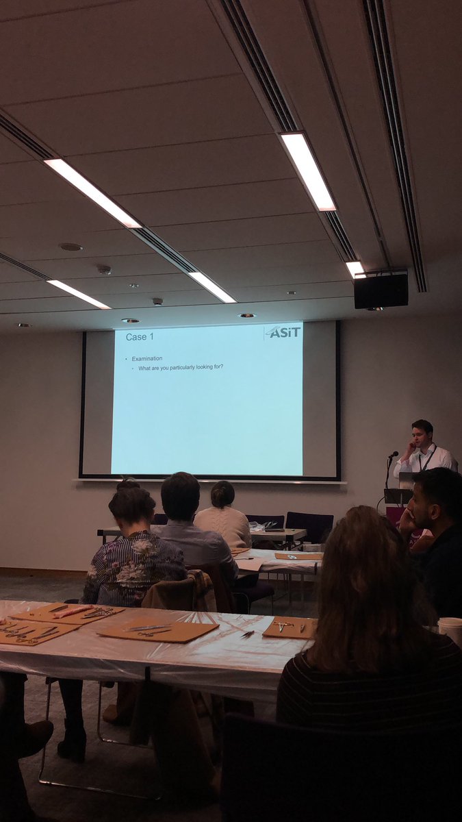 Vascular emergency teaching for future vascular trainees #ASiT2019 #RouleauxClub