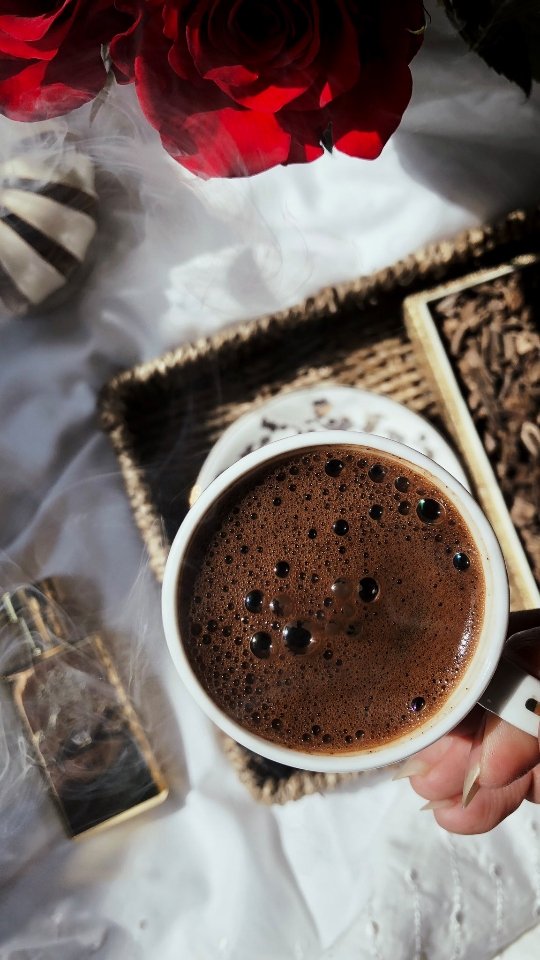 فنجان قهوه ، ريحة بخور ، راحة بال 
لمة اهل ، الجمعه مختلفه بكل شئ ♥️