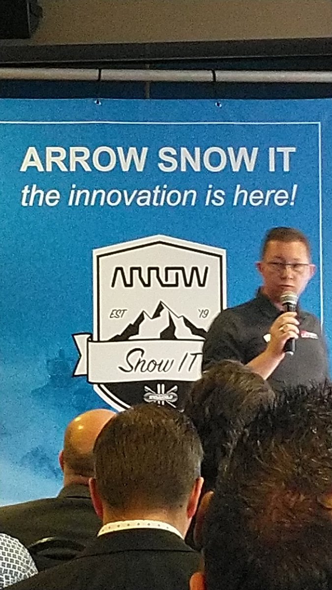 Eddie_v_R's tweet image. "Coole" presentaties @ArrowNederland #SnowIT