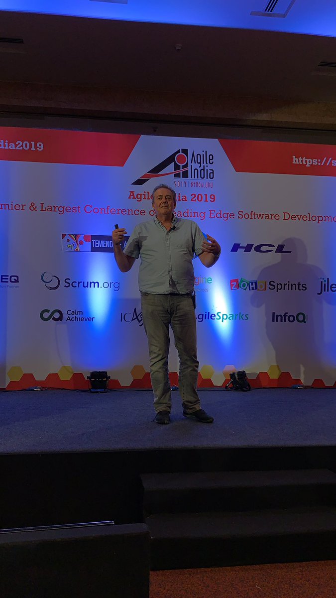 jaco_greyling's tweet photo. Dave Farley @davefarley77 producing another scintillating talk! #AgileIndia2019 https://t.co/Mu9cfgxqEv