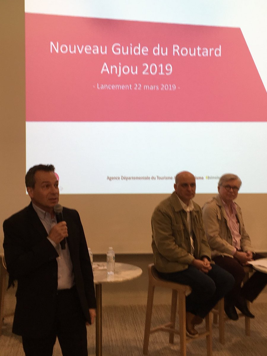 MNooruddine's tweet photo. Lancement du Guide du Routard ANJOU par son créateur Ph. Gloaguen, Le directeur D. Griffon et le Pdt @chalopinbauge de @Anjoutourisme. « C’est en Anjou que la France est plus la France ». @Maine_et_Loire est riche de son terroir et incarne plus que tout autre le Cœur de la France https://t.co/Mpwh5hFPjx