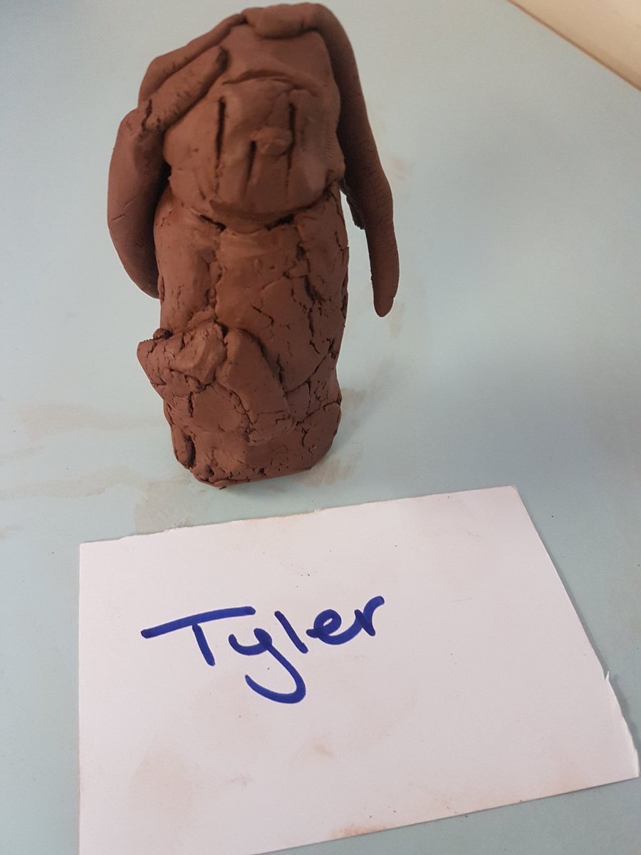 WillowsM22_Y5's tweet photo. Canopic jars in Year 5. https://t.co/zQRBS3NVth