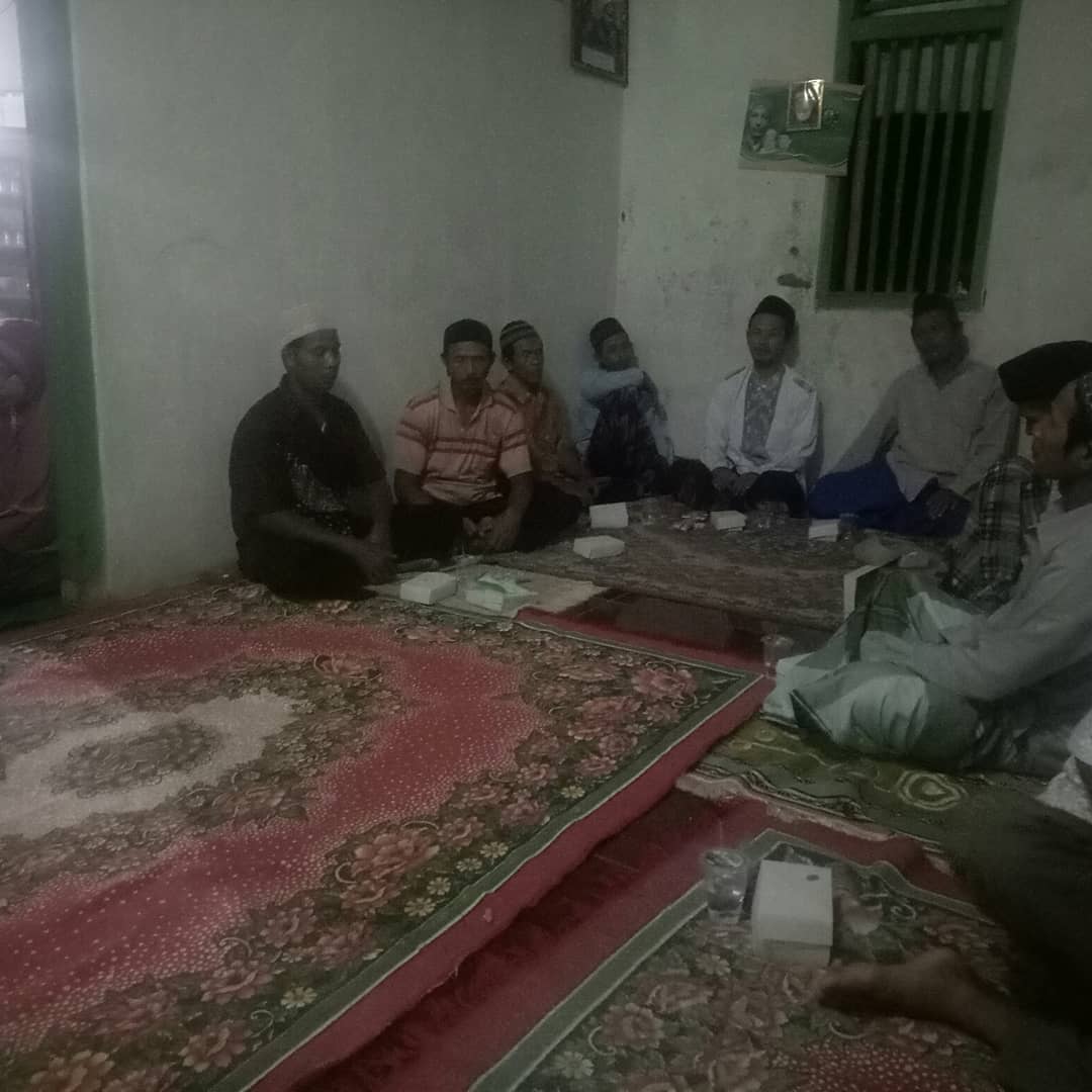 aziz_on7's tweet photo. Ibu Nurul Hidayah Supriati sekaligus Caleg Provinsi Jawa Tengah dari PPP dapil Kab Purbalingga, Kab Banjarnegara. Kab Kebumen Nomor Urut 1 Bersilaturahmi dan Sosialisasi Pemilu 2019 di Rumah Salah satu Caleg Dapil 1 Mas Khusni Tamrin di Desa Majasem RT 03/Rt.01 Kemangkon,, https://t.co/ik5hykcDS0