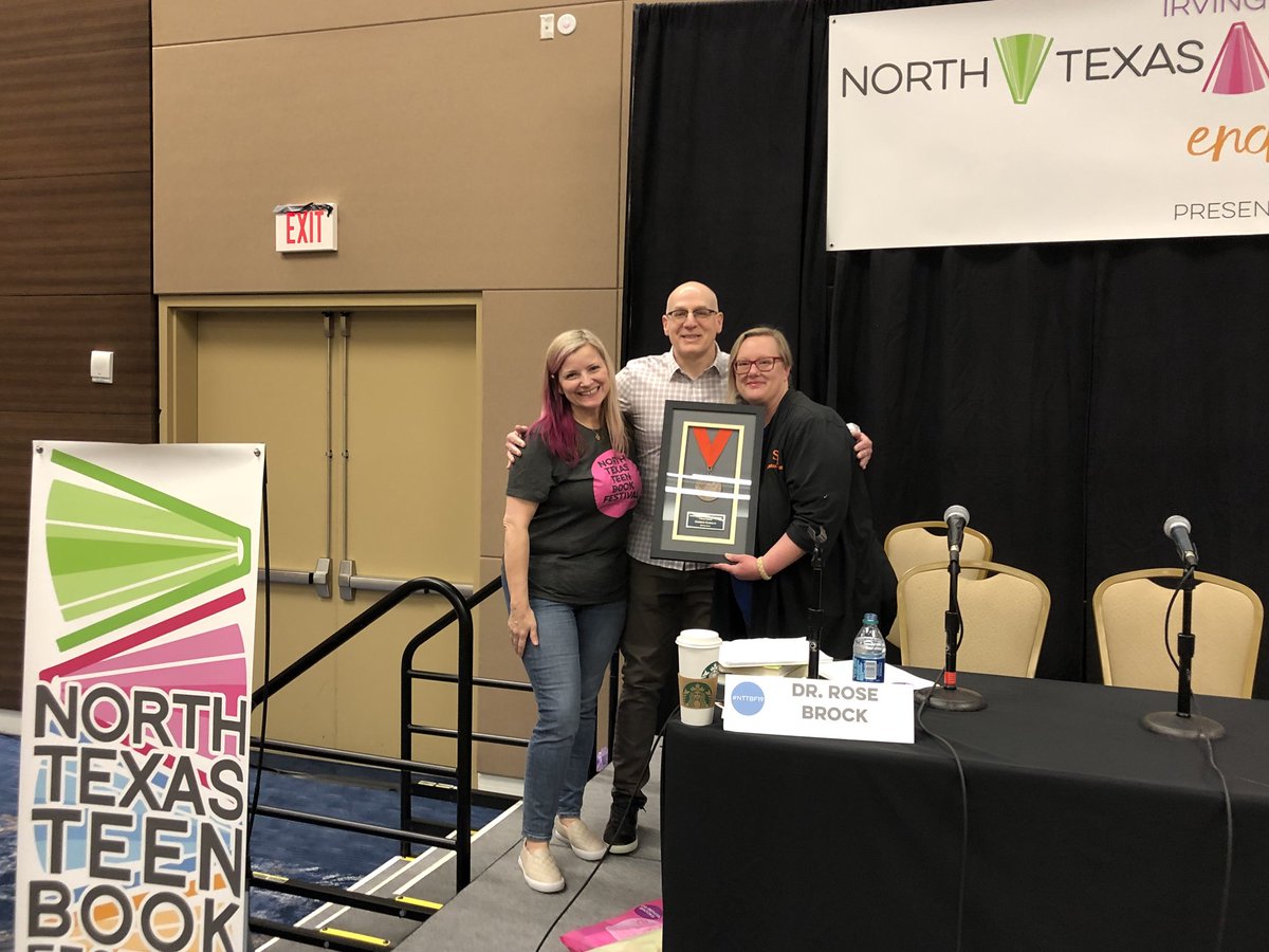 Angie Mahalik (@angiemahalik) on Twitter photo Educator Day <a href="/NTTBFest/">North Texas Teen Book Festival</a> ROCKS! A perfect start to the day with <a href="/gordonkorman/">Gordon korman</a> #cisdlib @Coppellisd @reallyrosebrock <a href="/SHSULIBSCI/">SHSU LIBSCI</a> Educator Day <a href="/NTTBFest/">North Texas Teen Book Festival</a> ROCKS! A perfect start to the day with <a href="/gordonkorman/">Gordon korman</a> #cisdlib @Coppellisd @reallyrosebrock <a href="/SHSULIBSCI/">SHSU LIBSCI</a>