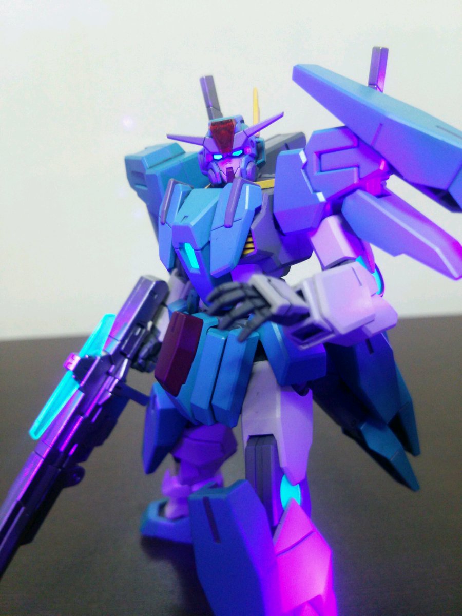 割と近年の過去作 HG ケルディムガンダム ガイアノーツの鉄道模型用