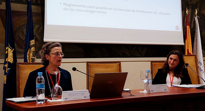 floresiplantas's tweet photo. Estamos ante un momento muy importante en cuanto a una nueva forma de entender y abordar la nutrición vegetal.
@AefaAgro, bajo su marca de Jornadas Técnicas #AEFAtech, establece encuentros entre profesionales para el avance en torno a la nutrición vegetal.
https://t.co/csd2xl6udw https://t.co/4LsYrkhJPu