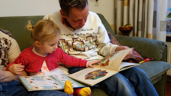 Kinderen leren #taal snel en onbewust, maar ze leren taal niet automatisch. Een goed #taalaanbod is cruciaal. Volgens onderzoekers van <a href="/UniUtrecht/">Utrecht University</a> gaat het hierbij om de 'drie T's'. Wat dat inhoudt? Lees meer: goab.eu/C16-N142-Funda…