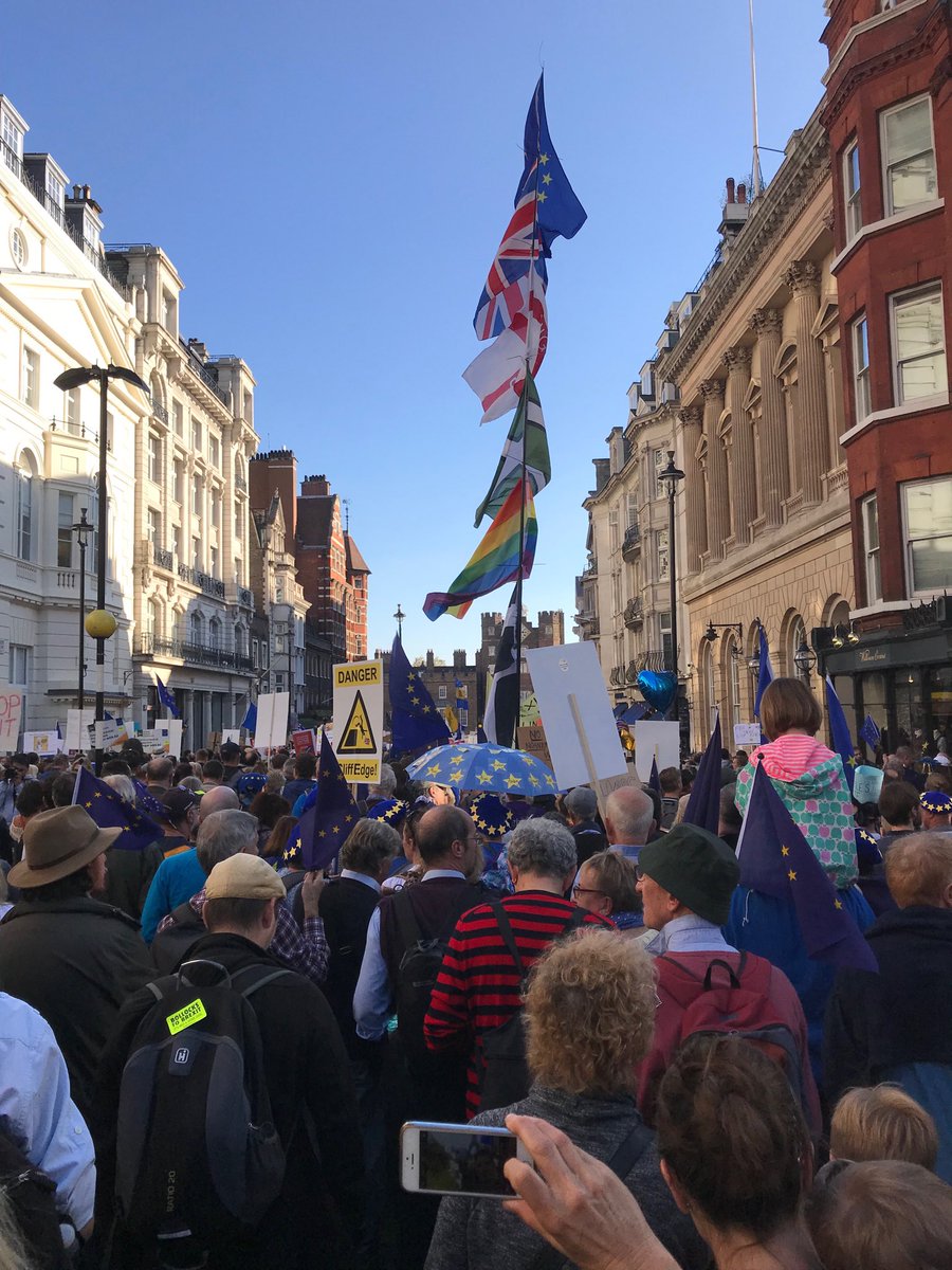 judegoddard's tweet image. Will be marching again.
Partnerships hope and peace.
Coming to London from ‘up north’
#RemainInTheEU