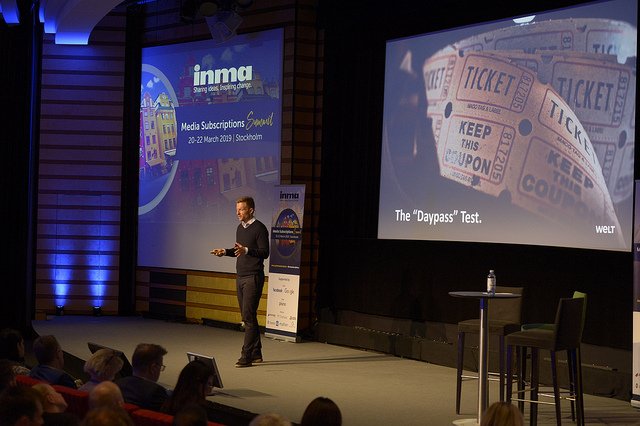 INMAorg's tweet photo. “The price increase, we learned, is not really responsible for bad sales figures.
It’s still about the content. It’s still about the marketing measures," says Tobias Henning, General Manager Premium at @BILD. #INMASubscriptions #MoreReaderRevenue https://t.co/JIUGorIUkg