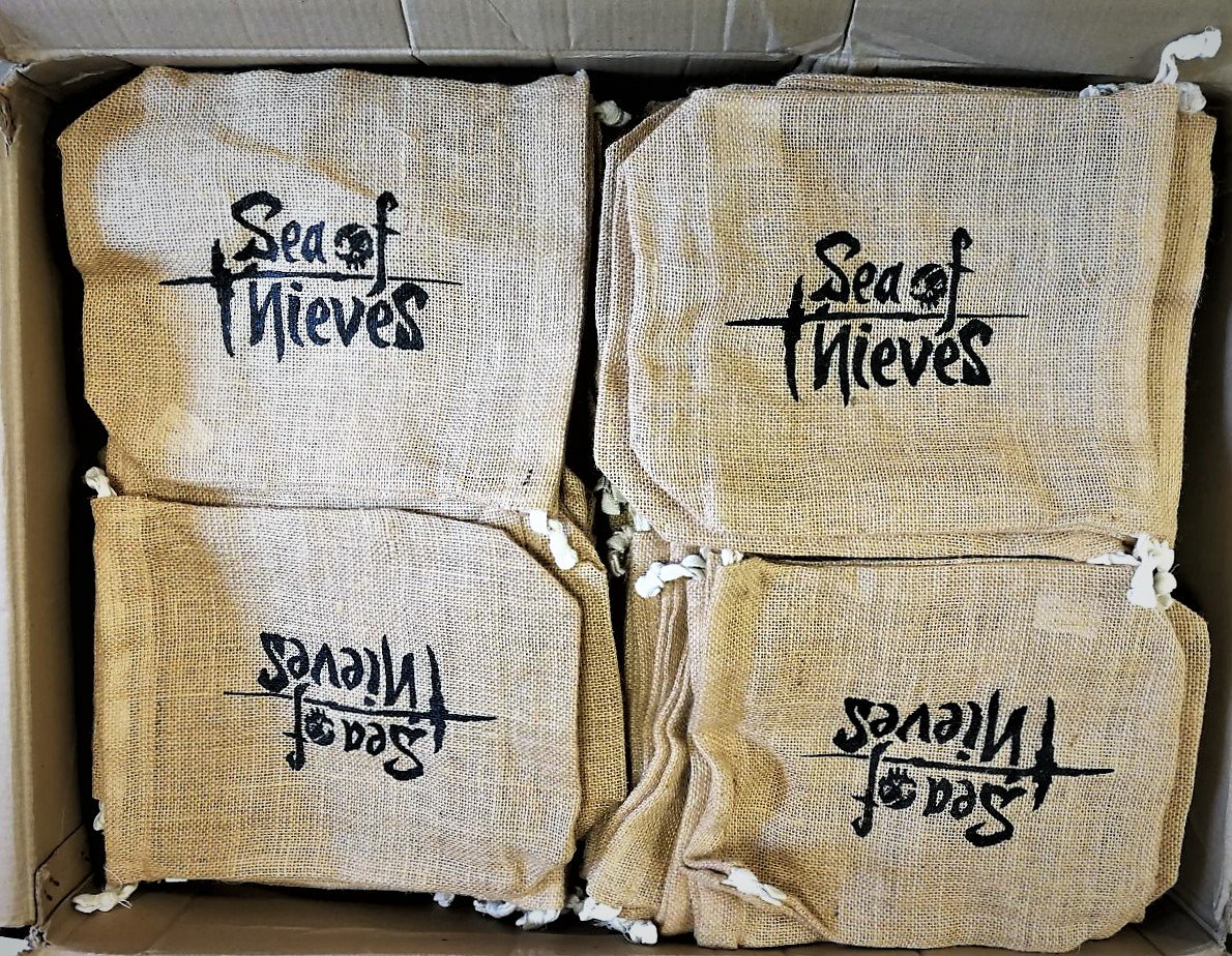 Gpex's tweet photo. So we were tasked with a client desperate for some "old bags". We resisted the temptation to get smart. Found some lovely hessian pouches with cotton drawstrings, printed them one colour. Packed and ready to go #Gpex #DoingMoreWithPrint #FabricPrinting https://t.co/QK3f0qwrAu