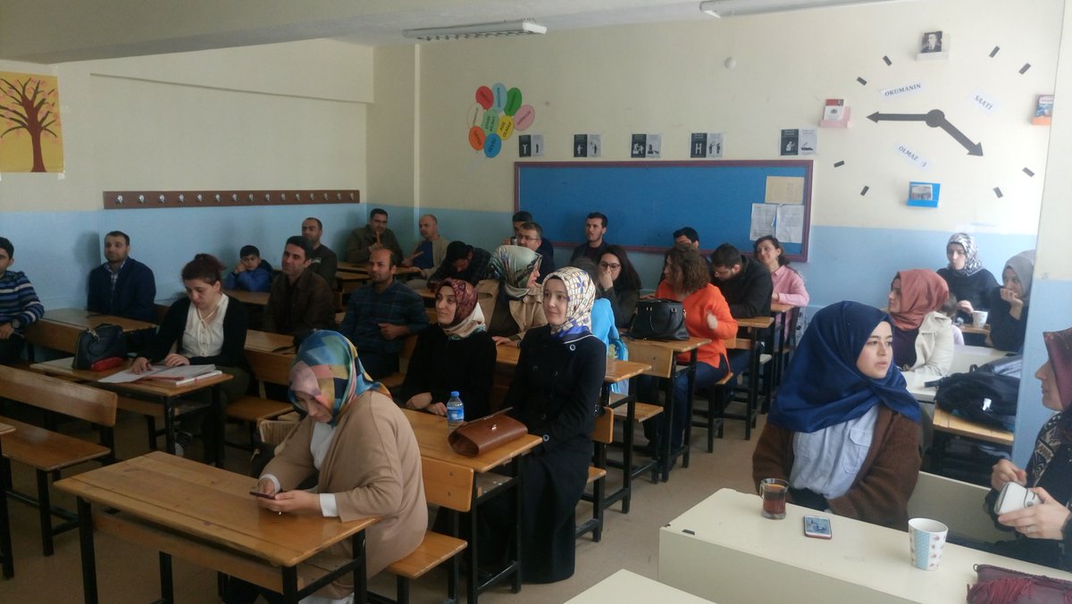 KarakopruO's tweet photo. Karaköprü Ortaokulu 2023 Eğitim Vizyonu Toplantısı #urfamem #Eğitim2023 #Şanlıurfa #şanlıurfamem #urfastem #stemurfa #stemurfaekibi #gencstem https://t.co/tjHabbqp7q