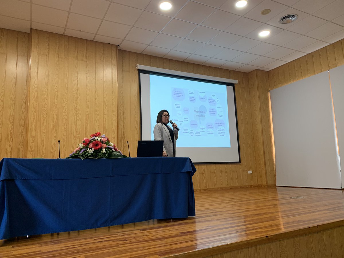RaquelAnGi's tweet photo. Formació adaptada, cata de treballs, indagació vocacional, confiança amb empreses, redisseny del lloc de treball. Vital per a un futur laboral digne. #ComptaAmbMi @MGassent @PlenaCV https://t.co/5wnfP2GG29