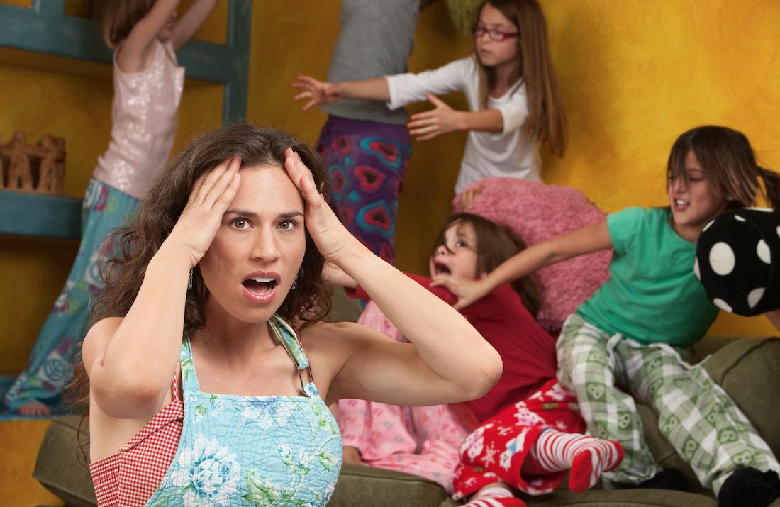 maketime2play's tweet photo. Here comes the weekend! If you've got play dates or sleepovers booked for this weekend, what inexpensive crafty play do you use to keep everyone entertained? #maketime2play #play #sleepover #crafty #weekend https://t.co/k7NDAvRfLC
