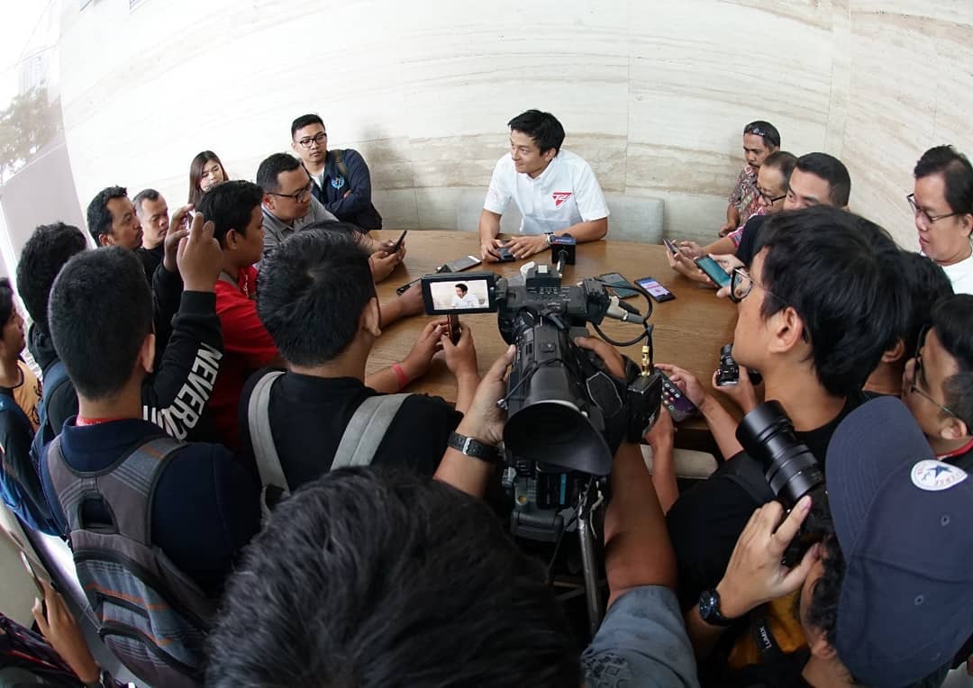 RHaryantoracing's tweet image. Terima kasih kepada seluruh rekan Media atas dukungannya, semoga musim ini T2 Motorsports bisa membawa hasil yang maksimal di ajang Blancpain GT Asia dan Asian Lemans Series🙏