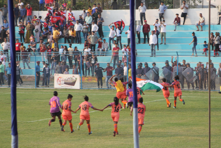 TFGfootball's tweet photo. Champions of South Asia!
@IndianFootball 3-1 Nepal
#BackTheBlue #SAFFWC #ShePower
Watch LIVE https://t.co/bpdUG0E607 https://t.co/4TCQ4LFeoL
