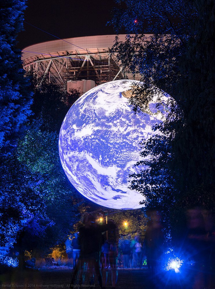 CultureLPool's tweet photo. We saw the whole of the Moon at @LivCathedral last year 🌕

And now we can see the Earth 🌏 @lukejerram is making a return to Liverpool with Gaia and it can be seen at the Cathedral from 25 May as part of #RiverFestival https://t.co/33aAkLT61t