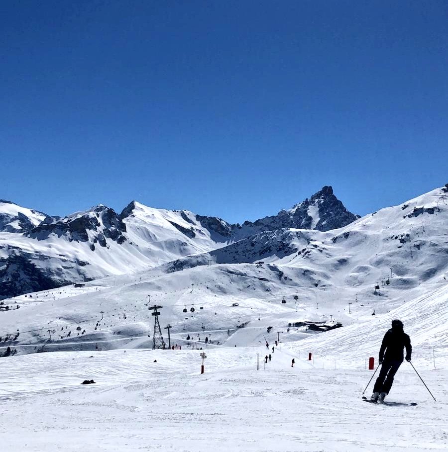 deric_tv's tweet image. Le view 🇫🇷🤩 #alps #snowboarding #TheWildLife