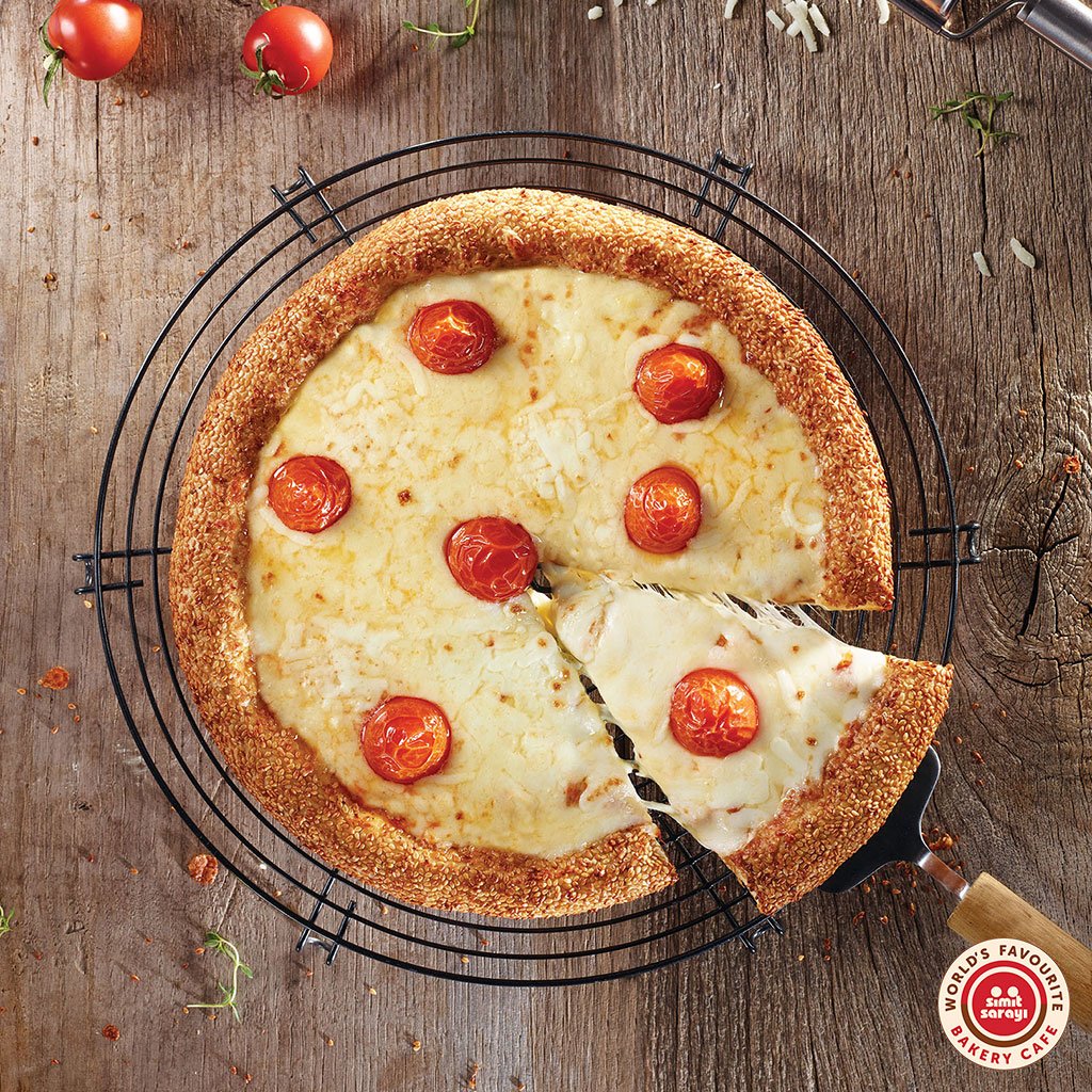 SimitSarayiNL's tweet photo. Vrijdag = Pizzadag 🍕😋
___
Friday = Pizzaday 🍕😋 https://t.co/XYxB5bpaPw