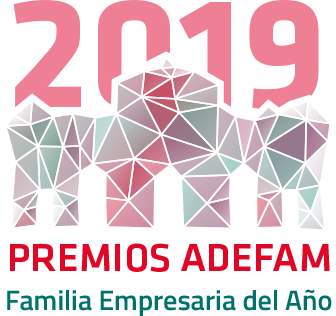 adefammadrid's tweet photo. El lunes también se harán entrega de las menciones especiales de los #PremiosADEFAM19 a @vdshop4 de @GrupoVASS, @emprendeTVE de @rtve y Grupo Gmp. Los premios @adefammadrid están patrocinados por @estudiosCEF - @udima y @SomosHMG MIOGROUP
https://t.co/PIUQDIHztP https://t.co/c0AdByRdBX