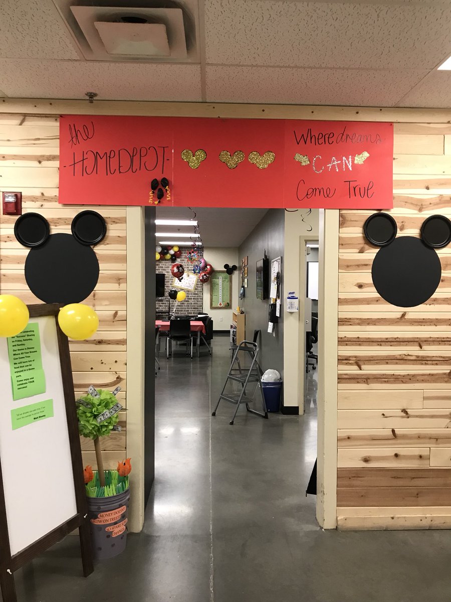 Mountaindaisy68's tweet image. Celebrating Success at the Jasper Home Depot 8413... where all your dreams can come true🧡#successsharing2019 #lovetheorangelife #disneytheme @hollytate122 @serenegar @thdsandi @nieves1Ramon @DebbieR52876815 @JuanitaFoxChap1 @RobinLeonard71