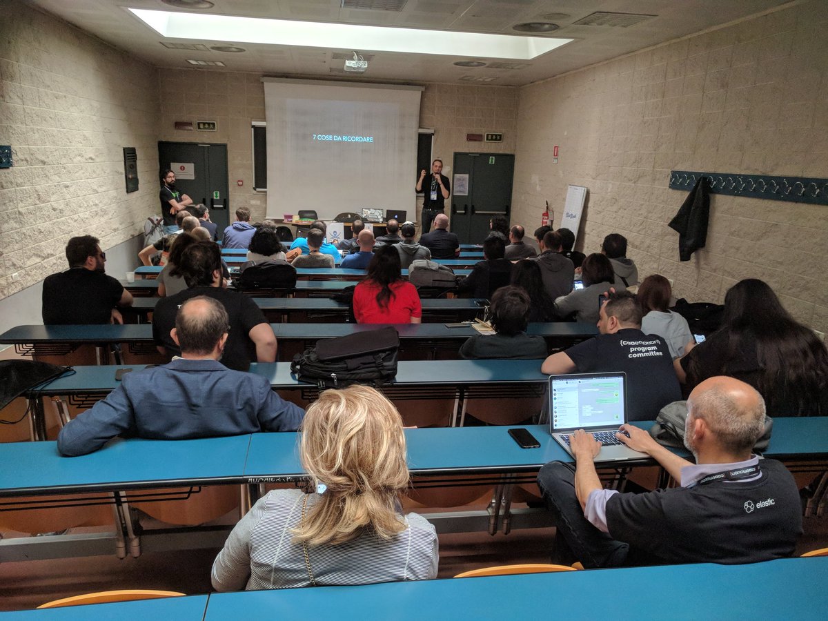 pauloxnet's tweet image. #StopCoding workshop at #CodemotionRome19 is started with all #community leaders #aperitech