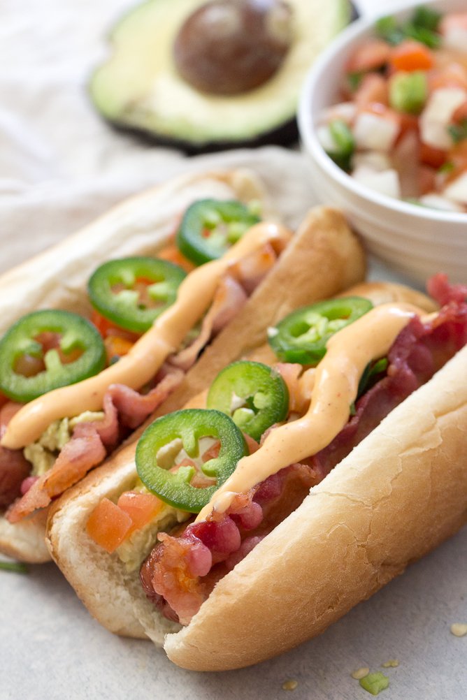 SixSistersStuff's tweet photo. Take your cookout to the next level with these loaded hot dogs! https://t.co/PNDvKPZBHk #sixsistersstuff #loadedhotdogs #besthotdogs #easymealidea #nomnom https://t.co/Jww6gi6SPR