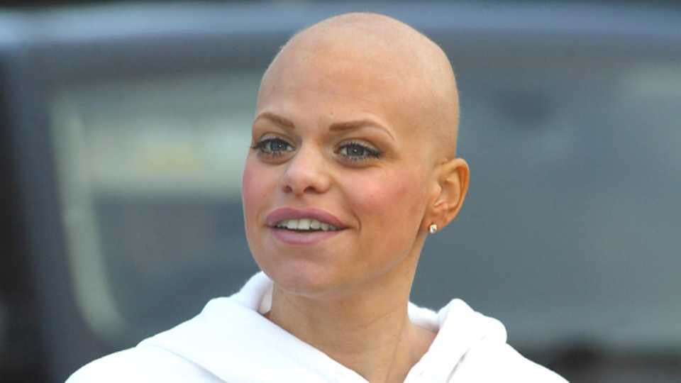 Today marks 10 years since a beautiful young woman lost her life to cervical cancer. I think it’s extremely important to raise awareness today to stop others losing their life to this cruel disease 💙 #CervicalScreeningSavesLives #CervicalCancer #jadegoody