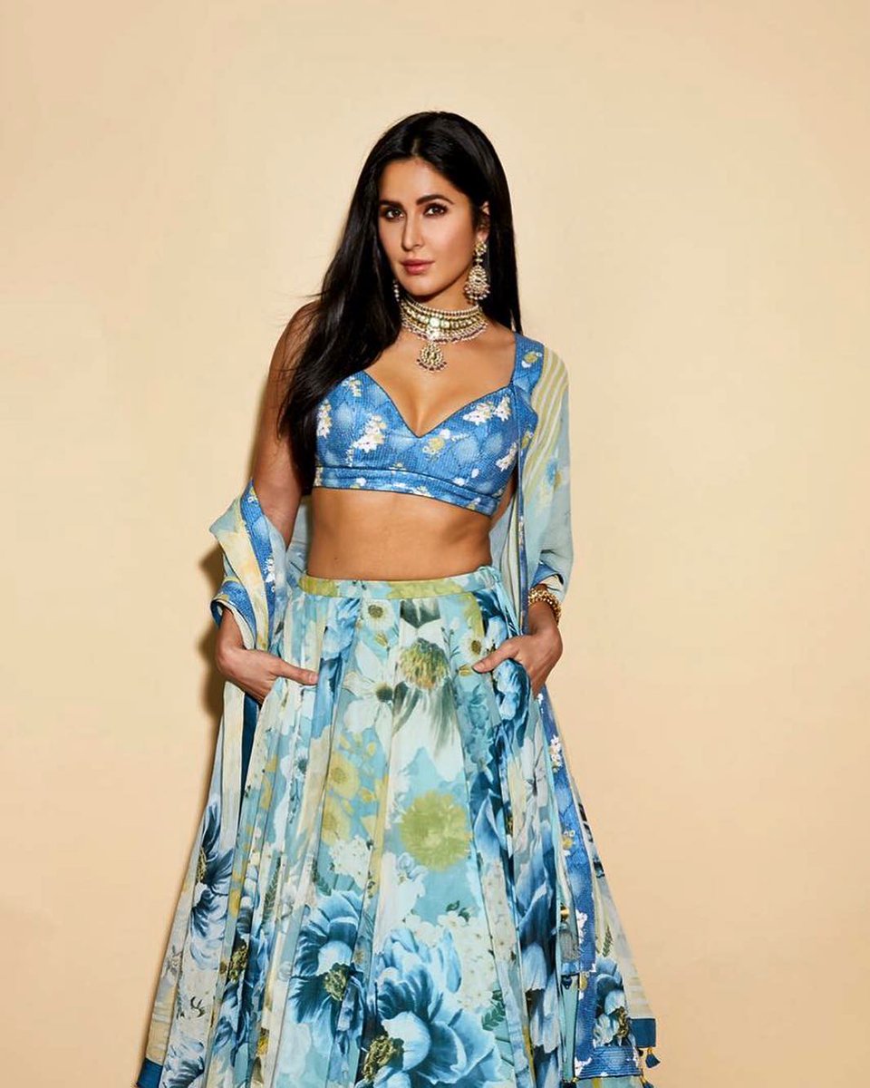 The beautiful #KatrinaKaif exudes whimsical vibes in #AitaDongre's blue lehenga with vibrant floral prints that are perfect for a sun-let event. 
Find the designer's collection online here at bit.ly/2FfmpEb.

#azafashions #celebrity #celebritystyle #shopnow  #shoponline