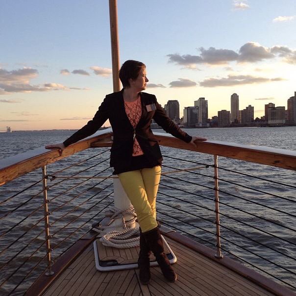 missdesignsays's tweet photo. Flashback to #blogtourNYC in 2013 w @Modenus #designblog #archihunter (but where is @LeoDiCaprio?🤪🤩😎) #bloggerlife https://t.co/f8HrLHZ51c