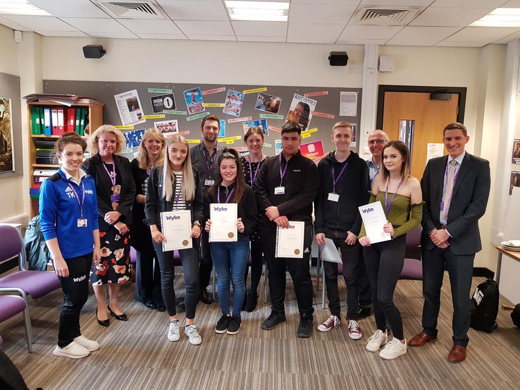 Wykeprincipal's tweet photo. Wonderful half term award winners! This time recognising passing English at the third time with a grade 5, national dance winner, accountancy degree apprenticeship with RSM, exceptional progress from level 2 to As in business and our sports personality of the year. Nice one. https://t.co/XgI4lxymst