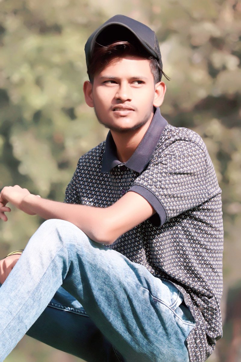 s2rapper1's tweet photo. #s_2_rapper #pawardivaker #modeling #Trending #Kesari #kalank #firstclass #SajidNadiadwala #เลือกตั้งประเทศไทย2562 #Quieroestarahi #TimnasDay #FridayFeeling #NewZealand https://t.co/YLvXH522yp
