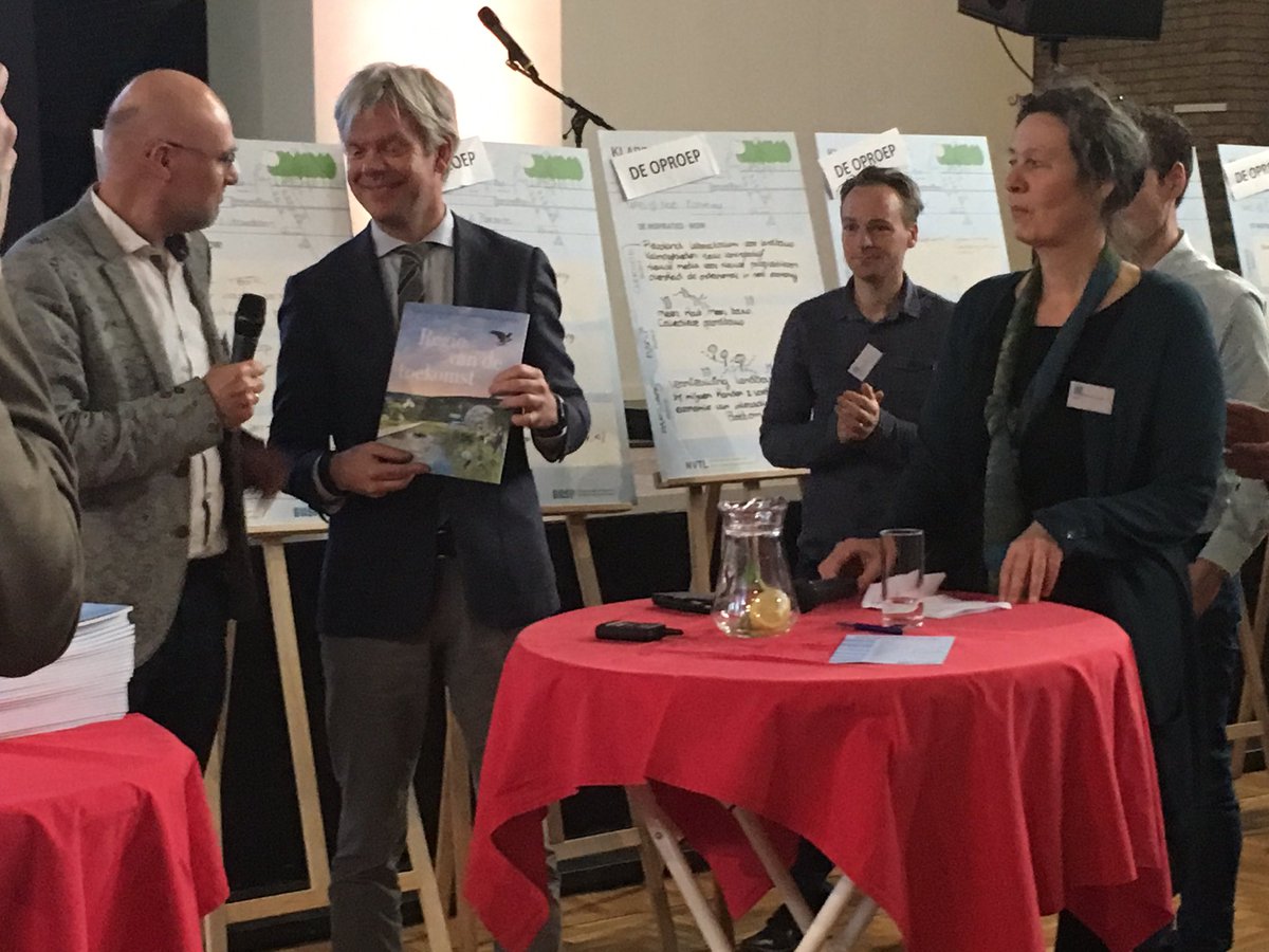 Inspiratie voor <a href="/NOVI_BZK/">De Nationale Omgevingsvisie</a> en voor ruimtelijke ontwerpers <a href="/BNSPnl/">BNSPnl</a> <a href="/BlauweKamer/">BlauweKamer</a> Circulair organiseren vd #regiovandetoekomst !