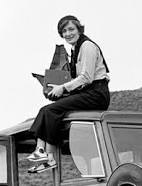petezavala's tweet photo. Dorothea Lange (1895-1965). Gran activista, fotógrafa, gran formato, Gran depresión, aventura y compromiso.
.
#photographer #photography #oldschool #vintage #vintagestyle #vintagestuff #camera #analog #hipster #cameraismyweapon https://t.co/GpI6zlBEeN