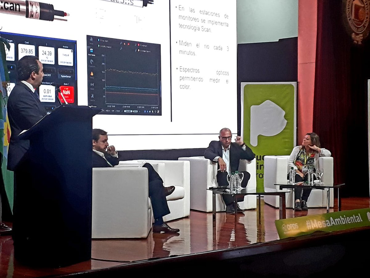 ada_pba's tweet photo. Profesionales de nuestro organismo disertando sobre la calidad del recurso hídrico en la segunda jornada de la #MesaAmbiental en @BAProvincia. Junto a @AgroindustriaBA, además, presentaron la resolución que determina el uso de purines de tambo. https://t.co/6fHabVQCN5